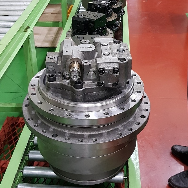 CỤM ĐỘNG CƠ HÀNH TRÌNH TBM09VN - (TRAVEL MOTOR ASS'Y TBM09VN)
