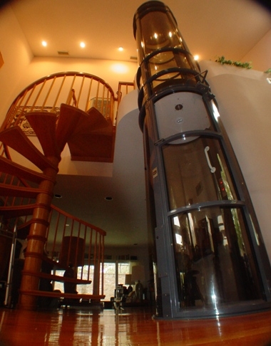 Một số thang máy hiện đại