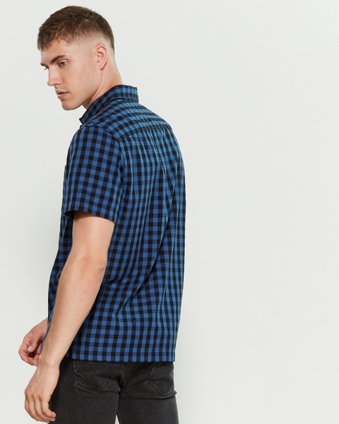 Áo sơ mi nam calvin klein Jeans tay ngắn caro xanh đen vạt ngang