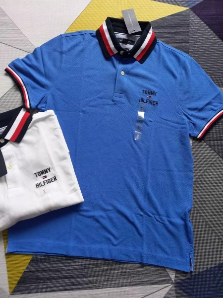 Áo thun nam Tommy Hilfiger màu xanh ngựa phối và cổ phối