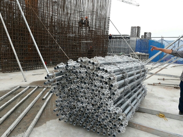 Quy trình lắp đặt giàn giáo trong xây dựng