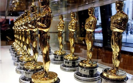 Quy trình sản xuất để có một bức tượng Oscar hoàn hảo, xứng đáng với các ngôi sao