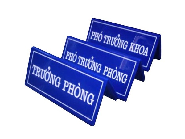 Biển chức danh mica có những loại nào? Ưu điểm gì?