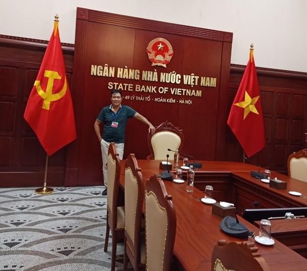 Vai trò của cờ để bàn đối với doanh nghiệp, tổ chức