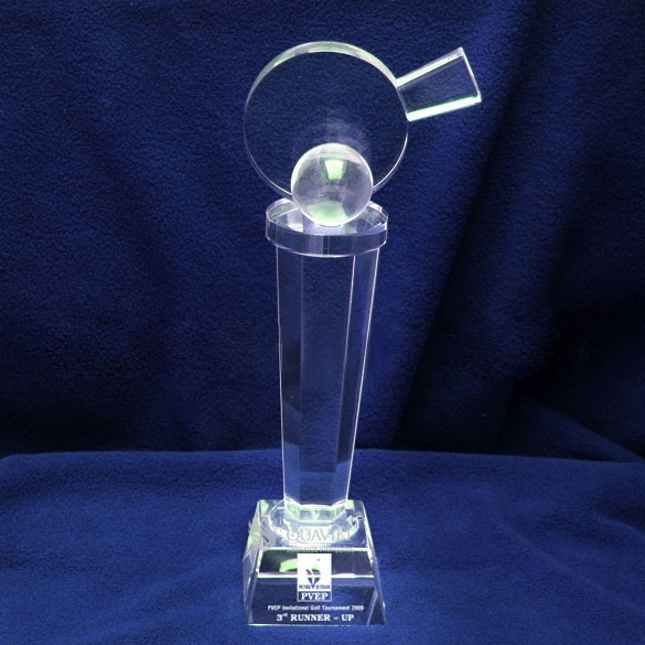 Cúp pha lê có những ưu điểm gì?