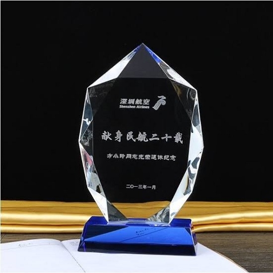 Ý nghĩa của những chiếc kỷ niệm chương mà bạn cần biết
