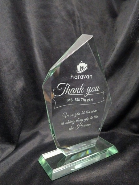 Gợi ý mẫu kỷ niệm chương tri ân cuối năm chạm cảm xúc, ghi dấu ấn bền lâu