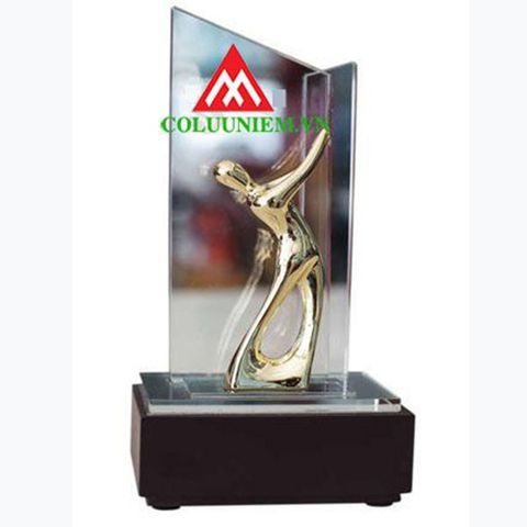 Minh Á – địa chỉ cung cấp cúp golf nghệ thuật đẹp nhất