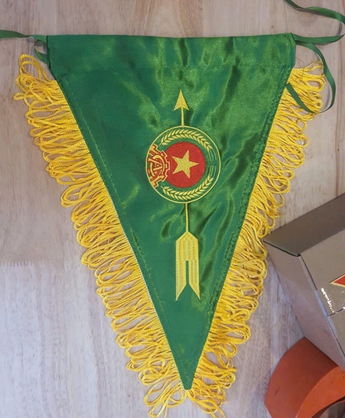 Tìm hiểu chi tiết về cờ thêu
