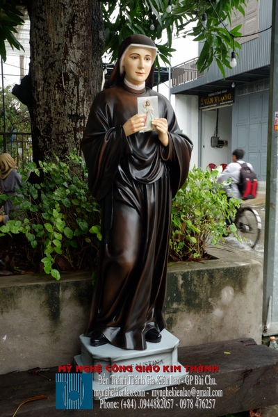 TƯỢNG BÀ THÁNH FAUSTINA