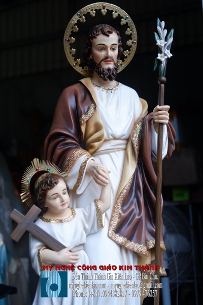 TƯỢNG THÁNH GIUSE DẮT CHÚA