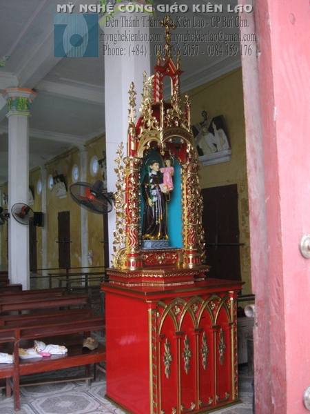 MẪU BÀN THỜ GIA ĐÌNH CÔNG GIÁO