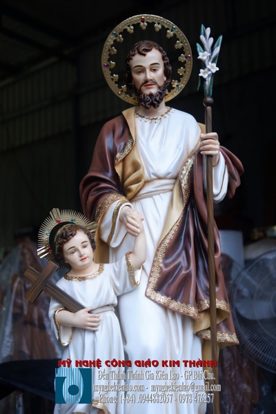 TƯỢNG THÁNH GIUSE DẮT CHÚA