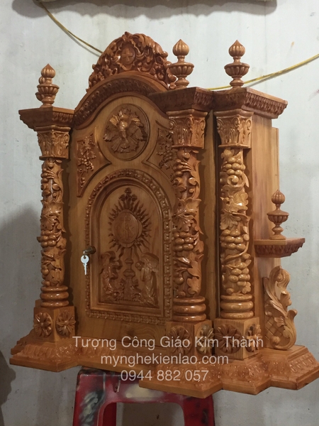 NHÀ TẠM CÔNG GIÁO
