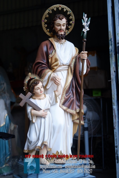 TƯỢNG THÁNH GIUSE DẮT CHÚA