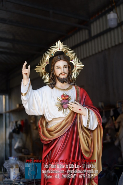 TƯỢNG CHÚA TRÁI TIM