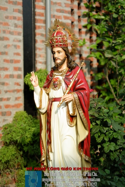 TƯỢNG CHÚA KITO VUA, CHUA LA VUA