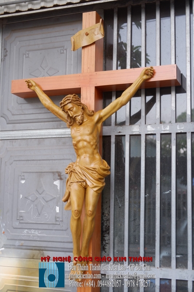TƯỢNG CHÚA CHỊU NẠN