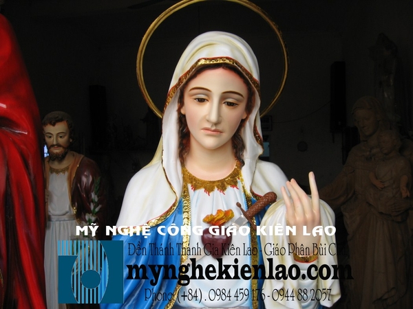 TƯỢNG ĐỨC MẸ SẦU BI