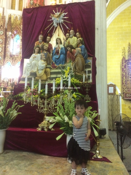 TƯỢNG CHÚA THÁNG THÁNH THẦN HIỆN XUỐNG
