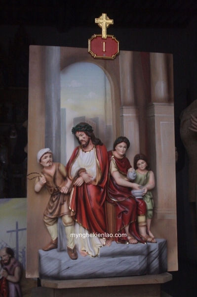 ĐÀNG THÁNH GIÁ TRONG NHÀ THỜ -Via Crucis