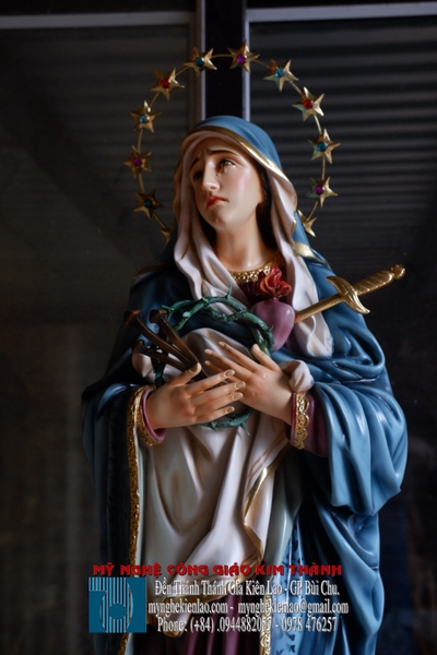 TƯỢNG ĐỨC MẸ SẦU BI