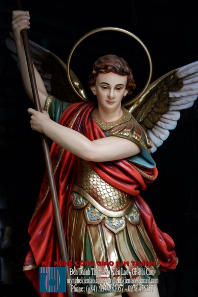 TƯỢNG THÁNH MICAE