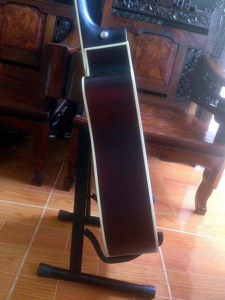 dan-guitar-acoustic-andrew-aw-70