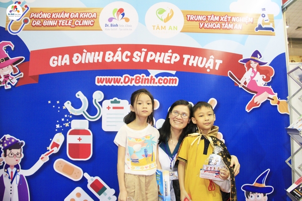 Dr.Binh Tele_Clinic đồng hành cùng ngày hội Baby & School Day 2018