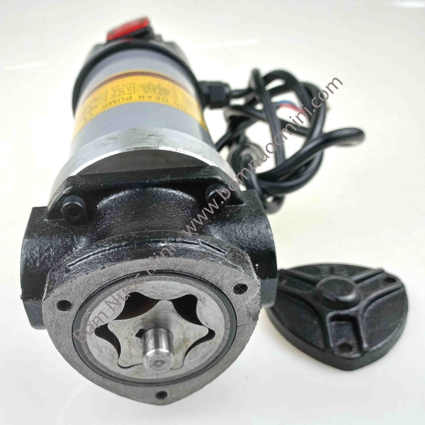 Máy bơm dầu thủy lực 24V 200W 15L/P YBJ15