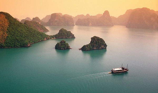 Tour Hạ Long 1 ngày tham quan được những địa điểm nào?