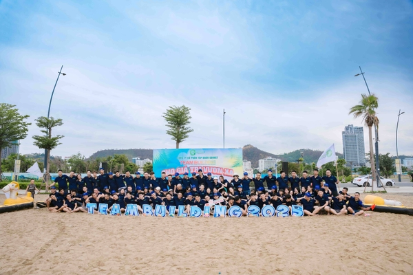 🌊 Hạ Long rực rỡ 🎉 Team building bùng nổ cùng 200 chiến binh Goovet ...