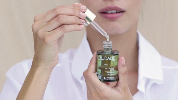DƯỠNG ĐÊM Caudalie Vine Activ Overnight Detox Night Oil