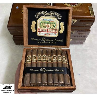 Xì gà ARTURO FUENTE Don Carlos No.4 hộp gỗ 25 điếu