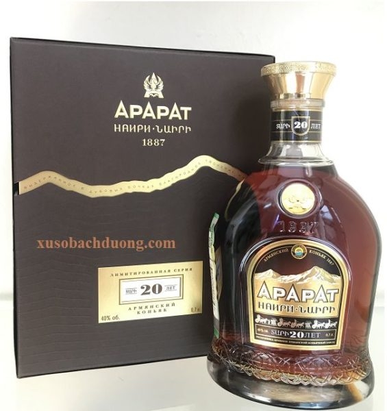 Rượu Ararat Nairi 20 năm