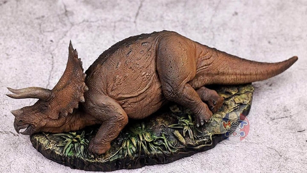 Mô hình khủng long Triceratops Nanmu (Sick) Heavy Lance tỉ lệ 1/35