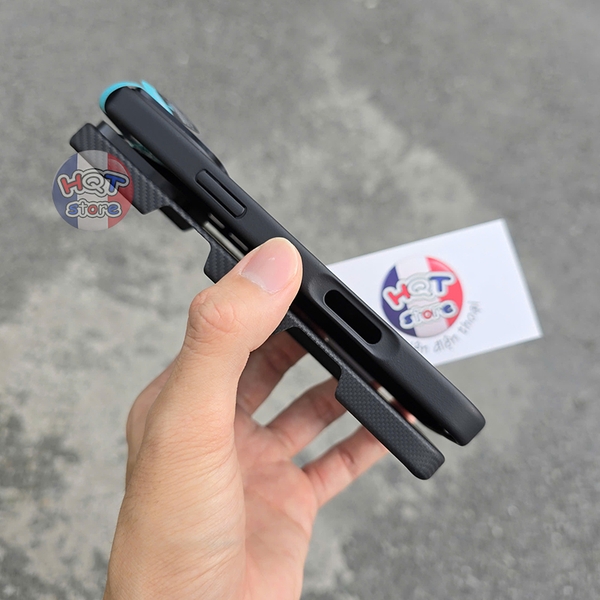 Ốp lưng carbon Benks Montage ArmorPro Case IPhone 16 Pro Max / 16 Pro