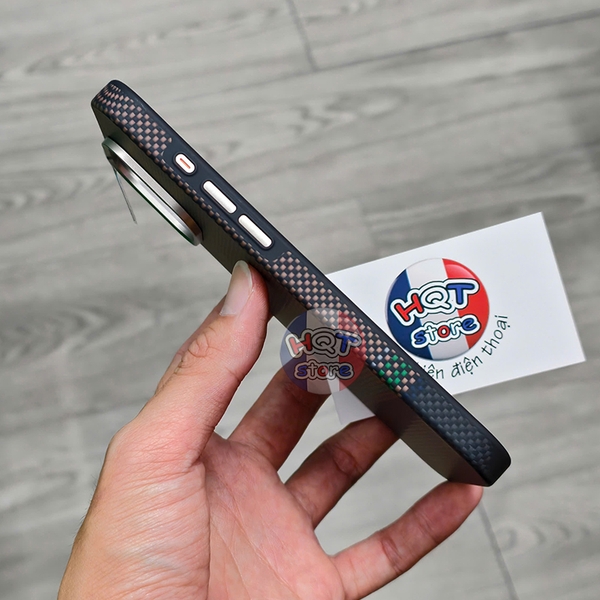 Ốp lưng carbon Benks Prestige ArmorPro Case iPhone 16 Pro Max / 16 Pro