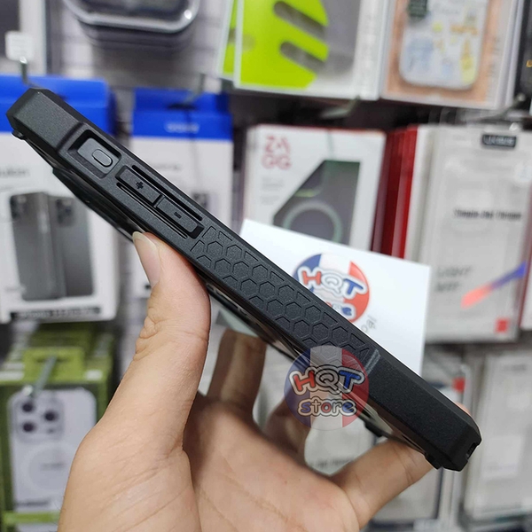 Ốp lưng chống sốc UAG Monarch Pro W Magsafe IPhone 15 Pro Max