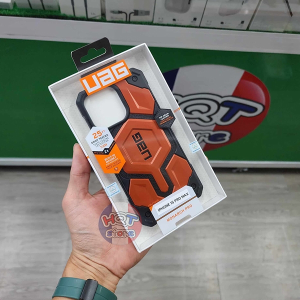Ốp lưng chống sốc UAG Monarch Pro W Magsafe IPhone 15 Pro Max
