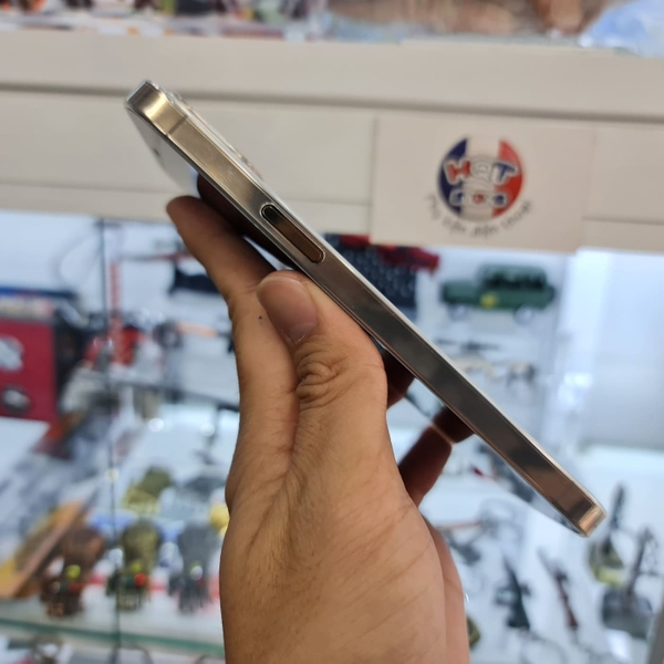 Ốp lưng siêu mỏng trong suốt Ultra Slim 0.4mm IPhone 12 Pro Max 12 Pro