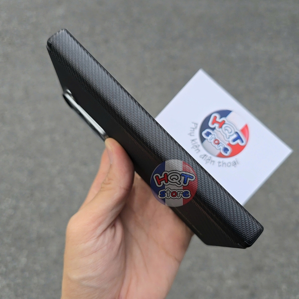 Ốp lưng sợi carbon Benks Montage ArmorAir Case Z Fold 6 siêu mỏng nhẹ