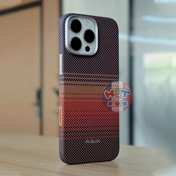 Ốp lưng sợi carbon PITAKA PitaTap cho iPhone 16 Pro Max (nút camera)