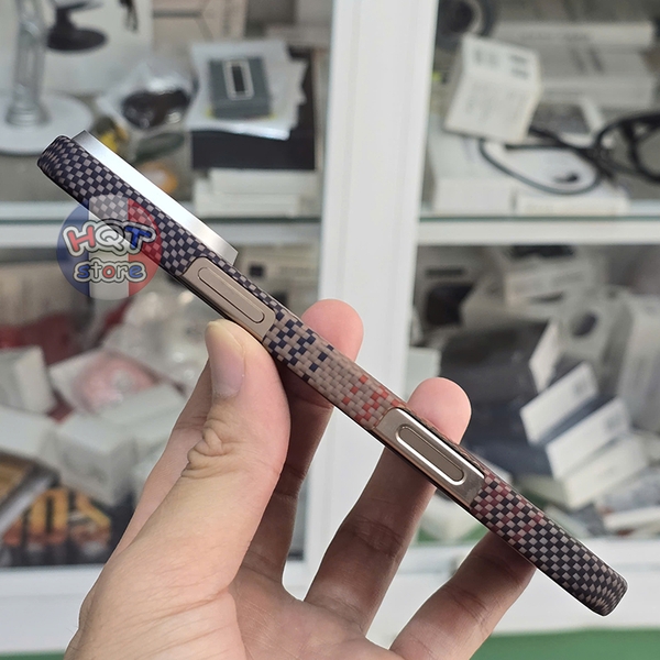 Ốp lưng sợi carbon PITAKA Tactile Woven Case iPhone 16 Pro Max / 16Pro