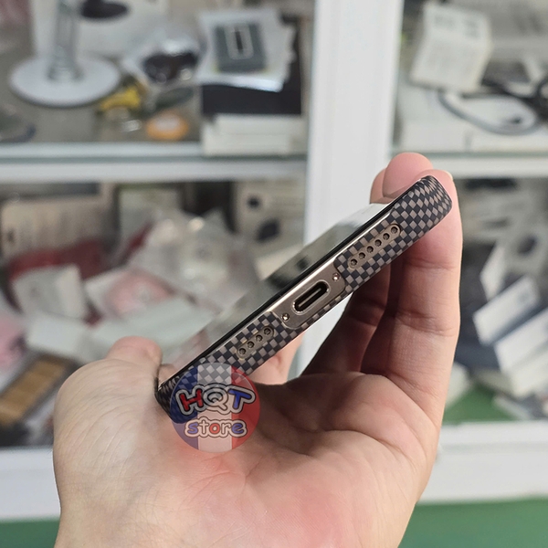 Ốp lưng sợi carbon PITAKA Tactile Woven Case iPhone 16 Pro Max / 16Pro