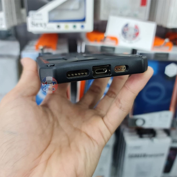 Ốp lưng UAG chống sốc Monarch cho IPhone 12 Pro Max - Chính Hãng