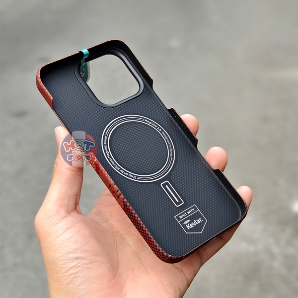 Ốp sợi carbon Benks GoldenTide ArmorAir Case IPhone 16 Pro Max 16 Pro