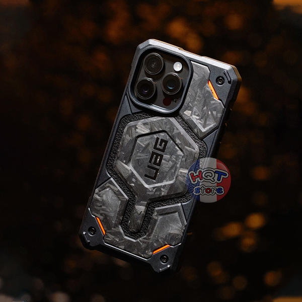 Ốp UAG Monarch Pro Forged Carbon iPhone 15 Pro Max - Limited Edition