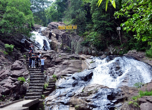 Khu Du Lịch Suối Mỡ - Bắc Giang Giá Vé Tham Quan 2025 - Tour.Pro.Vn