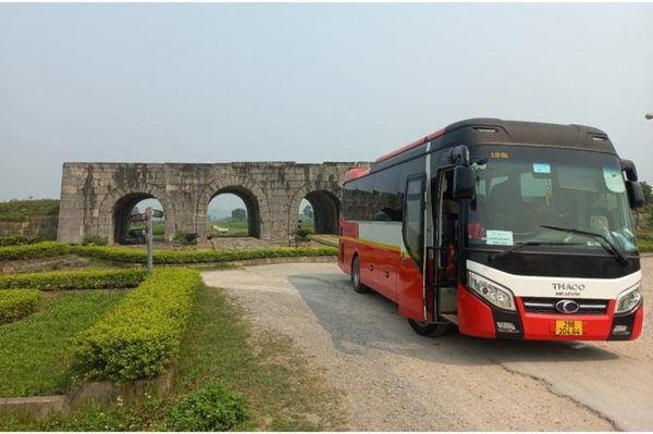 Cho thuê xe 35 chỗ đi Tuyên Quang từ Hà Nội